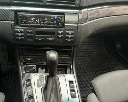 Серый БМВ М5, объемом двигателя 2 л и пробегом 300 тыс. км за 5900 $, фото 5 на Automoto.ua