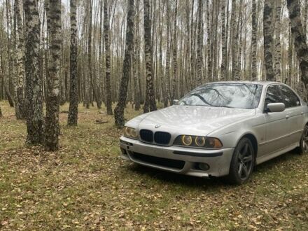 Серый БМВ М5, объемом двигателя 3 л и пробегом 377 тыс. км за 3266 $, фото 1 на Automoto.ua