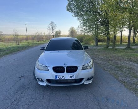 Серый БМВ М5, объемом двигателя 3 л и пробегом 445 тыс. км за 4700 $, фото 1 на Automoto.ua