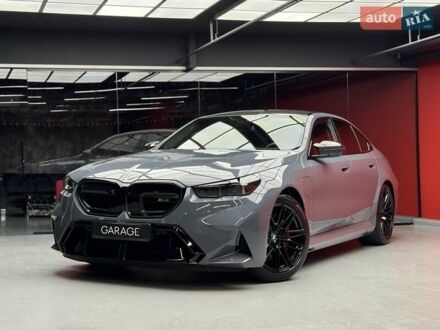 Серый БМВ М5, объемом двигателя 4.4 л и пробегом 1 тыс. км за 181900 $, фото 1 на Automoto.ua