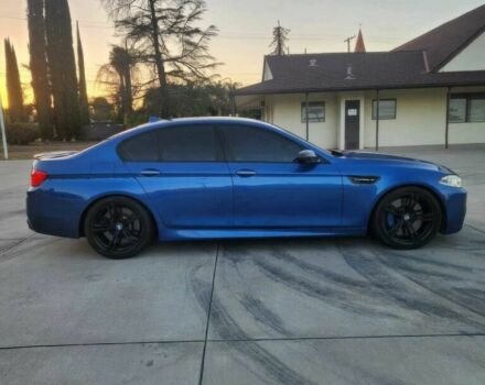 БМВ М5 2015 в Виннице на Automoto.ua Синий БМВ М5, объемом двигателя 4.4 л и пробегом 71 тыс. км за 14100 $, фото 3 на Automoto.ua