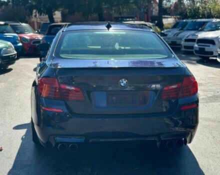 Синий БМВ М5, объемом двигателя 4.4 л и пробегом 80 тыс. км за 24500 $, фото 4 на Automoto.ua