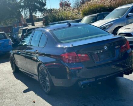 Синий БМВ М5, объемом двигателя 4.4 л и пробегом 80 тыс. км за 24500 $, фото 5 на Automoto.ua