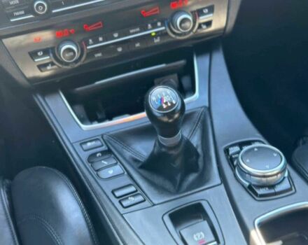 Синий БМВ М5, объемом двигателя 4.4 л и пробегом 80 тыс. км за 24500 $, фото 9 на Automoto.ua