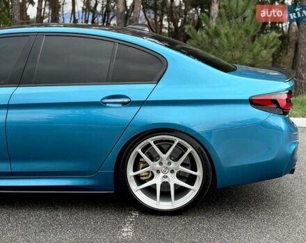 Синий БМВ М5, объемом двигателя 4.39 л и пробегом 56 тыс. км за 90000 $, фото 6 на Automoto.ua