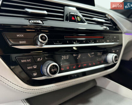 Синий БМВ М5, объемом двигателя 4.39 л и пробегом 79 тыс. км за 74999 $, фото 21 на Automoto.ua