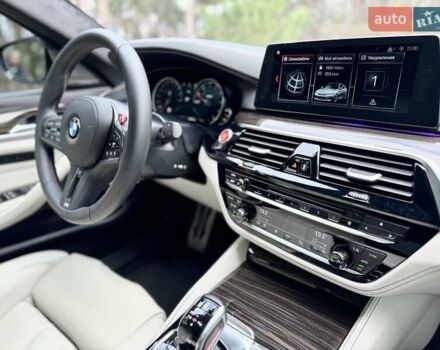 Синий БМВ М5, объемом двигателя 4.39 л и пробегом 56 тыс. км за 90000 $, фото 49 на Automoto.ua