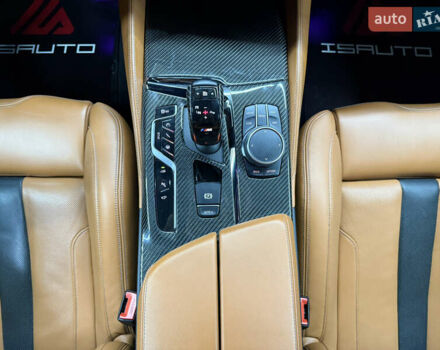 Синий БМВ М5, объемом двигателя 4.39 л и пробегом 60 тыс. км за 82000 $, фото 26 на Automoto.ua