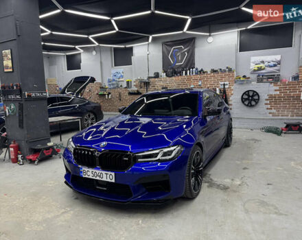 Синий БМВ М5, объемом двигателя 4.39 л и пробегом 50 тыс. км за 85000 $, фото 2 на Automoto.ua