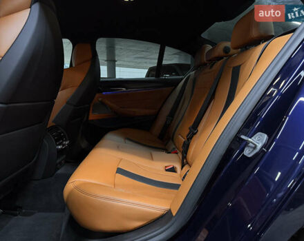 Синий БМВ М5, объемом двигателя 4.39 л и пробегом 70 тыс. км за 99000 $, фото 23 на Automoto.ua