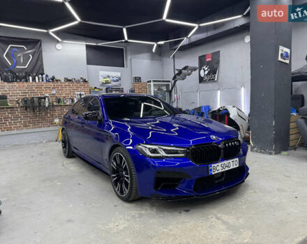 Синий БМВ М5, объемом двигателя 4.39 л и пробегом 50 тыс. км за 85000 $, фото 3 на Automoto.ua