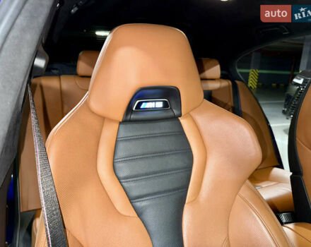 Синий БМВ М5, объемом двигателя 4.4 л и пробегом 42 тыс. км за 84500 $, фото 41 на Automoto.ua