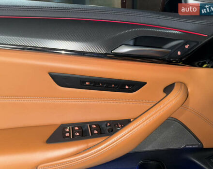 Синий БМВ М5, объемом двигателя 4.4 л и пробегом 42 тыс. км за 85500 $, фото 30 на Automoto.ua