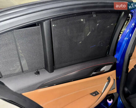 Синий БМВ М5, объемом двигателя 4.4 л и пробегом 42 тыс. км за 85500 $, фото 38 на Automoto.ua