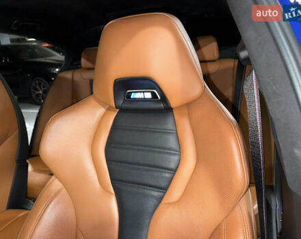 Синий БМВ М5, объемом двигателя 4.4 л и пробегом 42 тыс. км за 85500 $, фото 23 на Automoto.ua