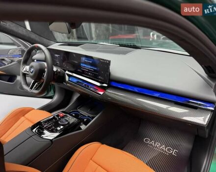 Зеленый БМВ М5, объемом двигателя 4.39 л и пробегом 1 тыс. км за 187700 $, фото 70 на Automoto.ua