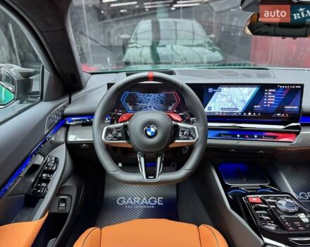 Зеленый БМВ М5, объемом двигателя 4.39 л и пробегом 1 тыс. км за 187700 $, фото 42 на Automoto.ua