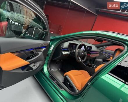 Зеленый БМВ М5, объемом двигателя 4.39 л и пробегом 1 тыс. км за 187700 $, фото 31 на Automoto.ua