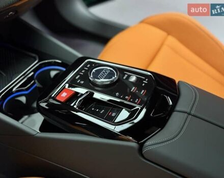 Зеленый БМВ М5, объемом двигателя 4.39 л и пробегом 1 тыс. км за 187700 $, фото 47 на Automoto.ua