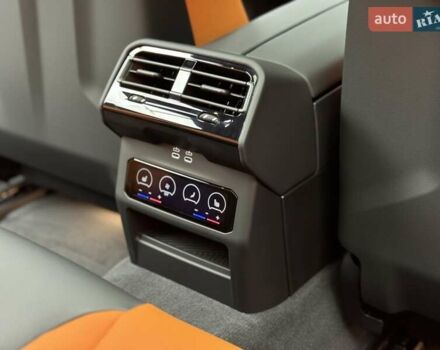 Зеленый БМВ М5, объемом двигателя 4.39 л и пробегом 1 тыс. км за 187700 $, фото 63 на Automoto.ua