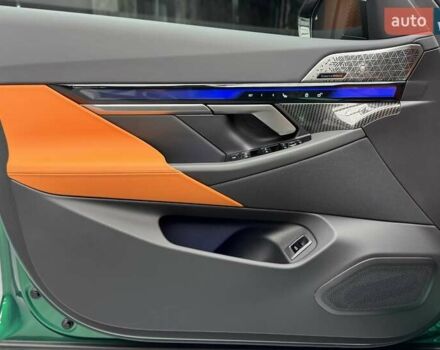 Зеленый БМВ М5, объемом двигателя 4.39 л и пробегом 1 тыс. км за 187700 $, фото 32 на Automoto.ua