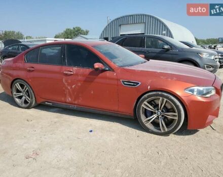 Оранжевый БМВ М5, объемом двигателя 4.39 л и пробегом 76 тыс. км за 8000 $, фото 3 на Automoto.ua