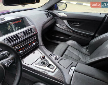 Синий БМВ М6 Купе, объемом двигателя 4.39 л и пробегом 164 тыс. км за 36000 $, фото 36 на Automoto.ua