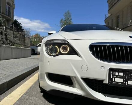 Белый БМВ М6, объемом двигателя 5 л и пробегом 62 тыс. км за 55000 $, фото 12 на Automoto.ua
