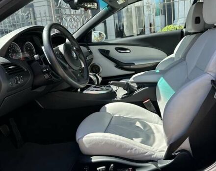 Белый БМВ М6, объемом двигателя 5 л и пробегом 62 тыс. км за 55000 $, фото 19 на Automoto.ua