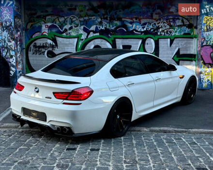 Белый БМВ М6, объемом двигателя 4.39 л и пробегом 90 тыс. км за 38900 $, фото 5 на Automoto.ua