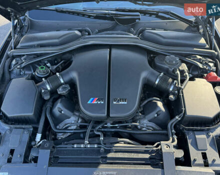 Черный БМВ М6, объемом двигателя 5 л и пробегом 125 тыс. км за 37500 $, фото 22 на Automoto.ua