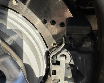 Черный БМВ М6, объемом двигателя 5 л и пробегом 125 тыс. км за 37500 $, фото 20 на Automoto.ua