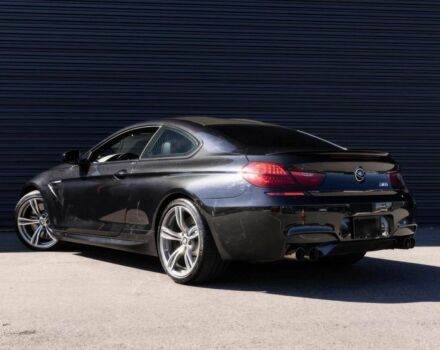 Черный БМВ М6, объемом двигателя 4.4 л и пробегом 77 тыс. км за 20500 $, фото 3 на Automoto.ua