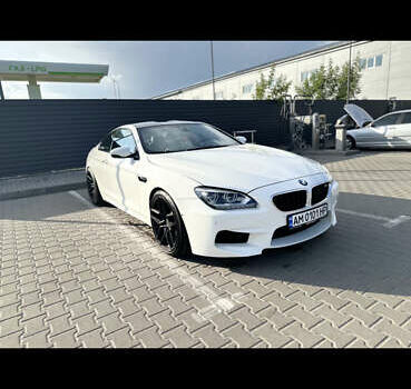 БМВ М6, объемом двигателя 4.39 л и пробегом 105 тыс. км за 41500 $, фото 12 на Automoto.ua