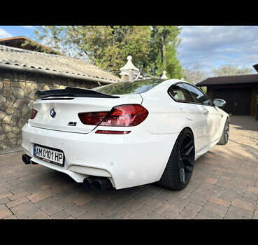 БМВ М6, объемом двигателя 4.39 л и пробегом 105 тыс. км за 41500 $, фото 7 на Automoto.ua