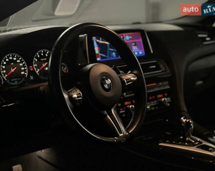 Серый БМВ М6, объемом двигателя 4.39 л и пробегом 102 тыс. км за 39000 $, фото 15 на Automoto.ua