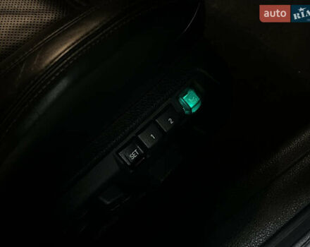 Серый БМВ М6, объемом двигателя 4.39 л и пробегом 102 тыс. км за 39000 $, фото 16 на Automoto.ua