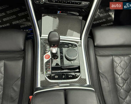 Білий БМВ M8, об'ємом двигуна 4.39 л та пробігом 26 тис. км за 97000 $, фото 57 на Automoto.ua