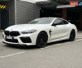 Белый БМВ M8, объемом двигателя 4.4 л и пробегом 64 тыс. км за 85000 $, фото 1 на Automoto.ua