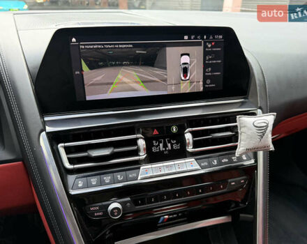 Белый БМВ M8, объемом двигателя 4.4 л и пробегом 64 тыс. км за 82000 $, фото 20 на Automoto.ua