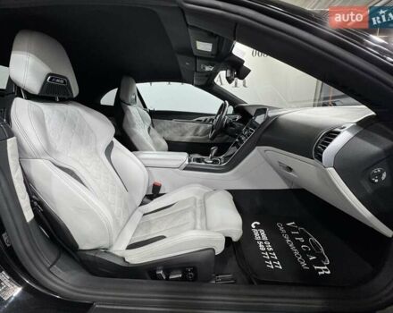 Чорний БМВ M8, об'ємом двигуна 4.39 л та пробігом 24 тис. км за 115999 $, фото 7 на Automoto.ua