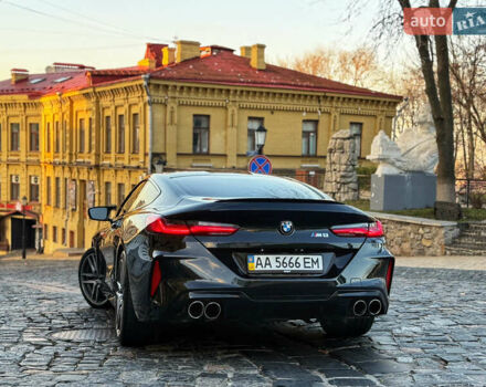 Черный БМВ M8, объемом двигателя 4.39 л и пробегом 44 тыс. км за 97000 $, фото 5 на Automoto.ua