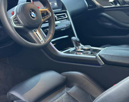 Черный БМВ M8, объемом двигателя 4.39 л и пробегом 44 тыс. км за 97000 $, фото 7 на Automoto.ua