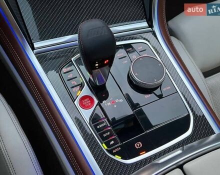 Черный БМВ M8, объемом двигателя 4.39 л и пробегом 71 тыс. км за 89990 $, фото 27 на Automoto.ua