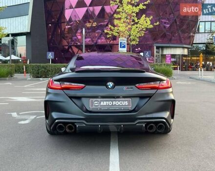 Черный БМВ M8, объемом двигателя 4.39 л и пробегом 71 тыс. км за 99990 $, фото 5 на Automoto.ua