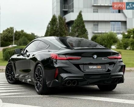 Чорний БМВ M8, об'ємом двигуна 4.39 л та пробігом 35 тис. км за 144990 $, фото 11 на Automoto.ua