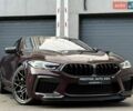 Красный БМВ M8, объемом двигателя 4.39 л и пробегом 25 тыс. км за 135000 $, фото 1 на Automoto.ua
