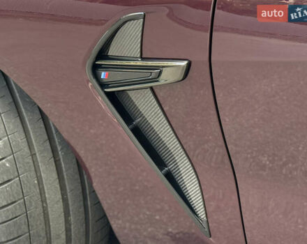 Красный БМВ M8, объемом двигателя 4.39 л и пробегом 25 тыс. км за 144000 $, фото 47 на Automoto.ua