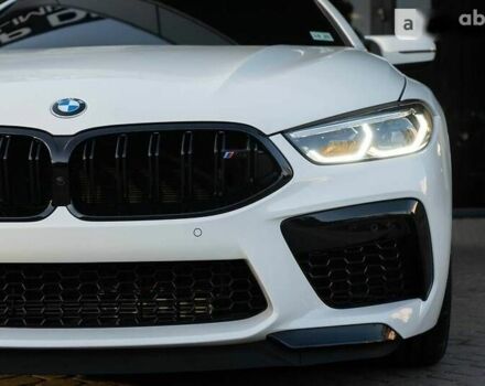 БМВ M8, объемом двигателя 4.4 л и пробегом 4 тыс. км за 135000 $, фото 5 на Automoto.ua