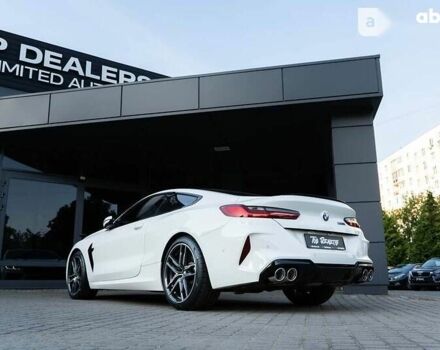 БМВ M8, объемом двигателя 4.4 л и пробегом 4 тыс. км за 135000 $, фото 13 на Automoto.ua